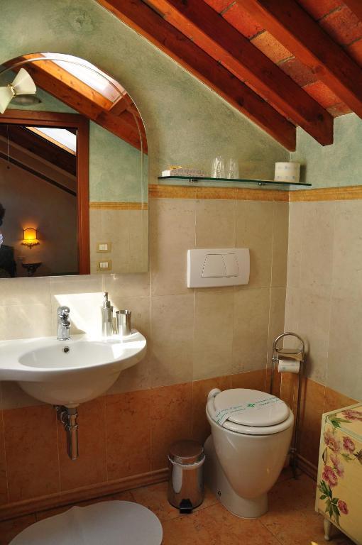 Locanda Modigliani Ferrara Habitación foto